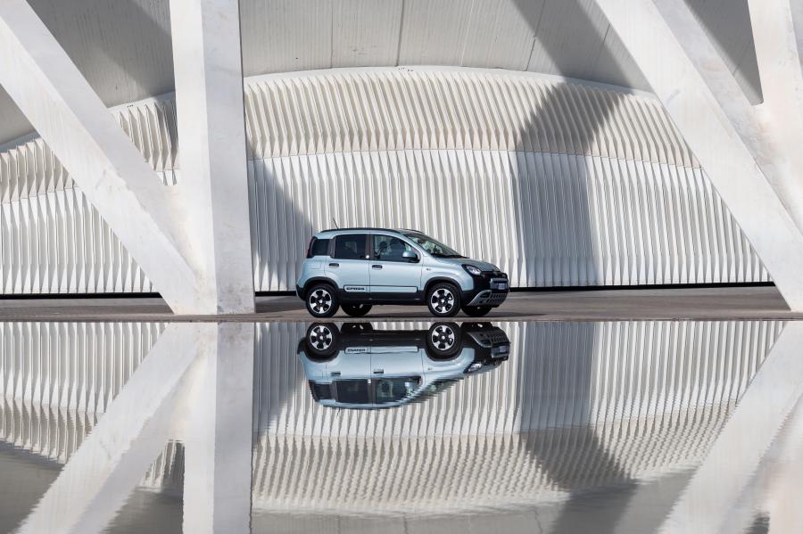  Fiat Panda City Cross Hybrid Launch Edition (319) 2020 года  (фото 6 из 112)